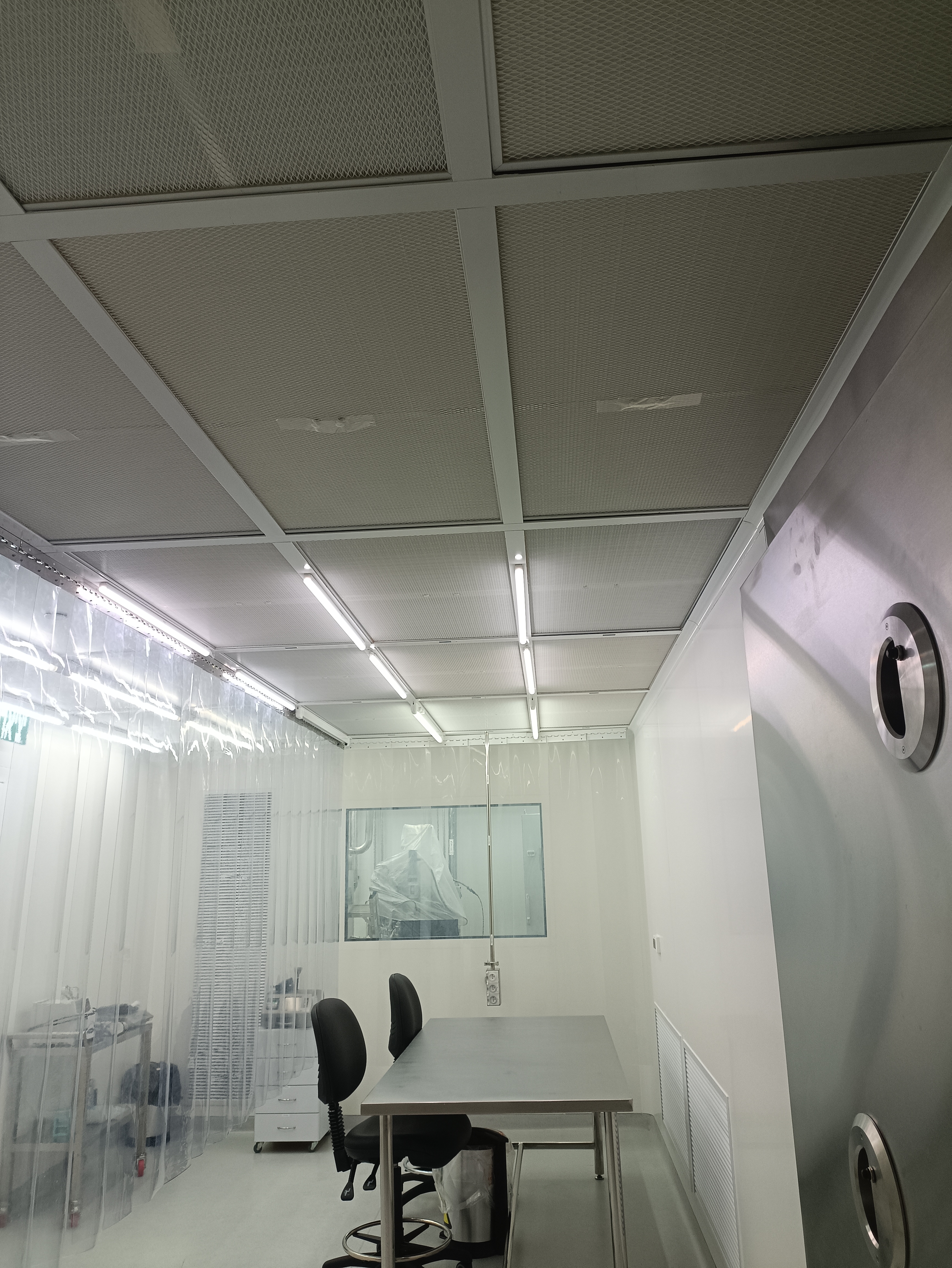 סביבת ייצור ובדיקה למוצרי פארמה